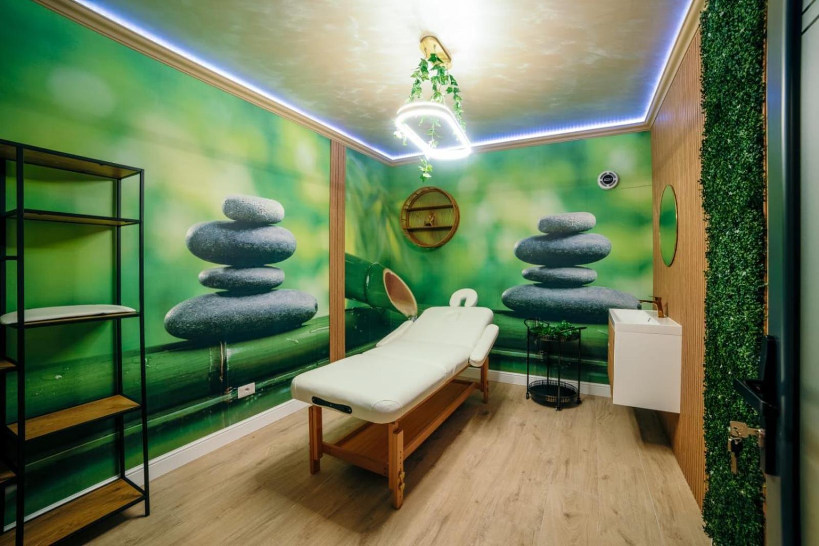 Hotel Nordic Twins & Wellness Rădăuţi Exterior foto